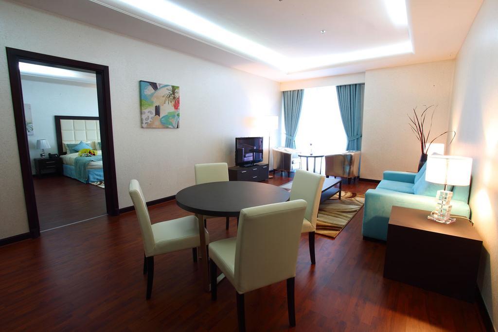 Gokulam Park Doha Hotel Exterior photo