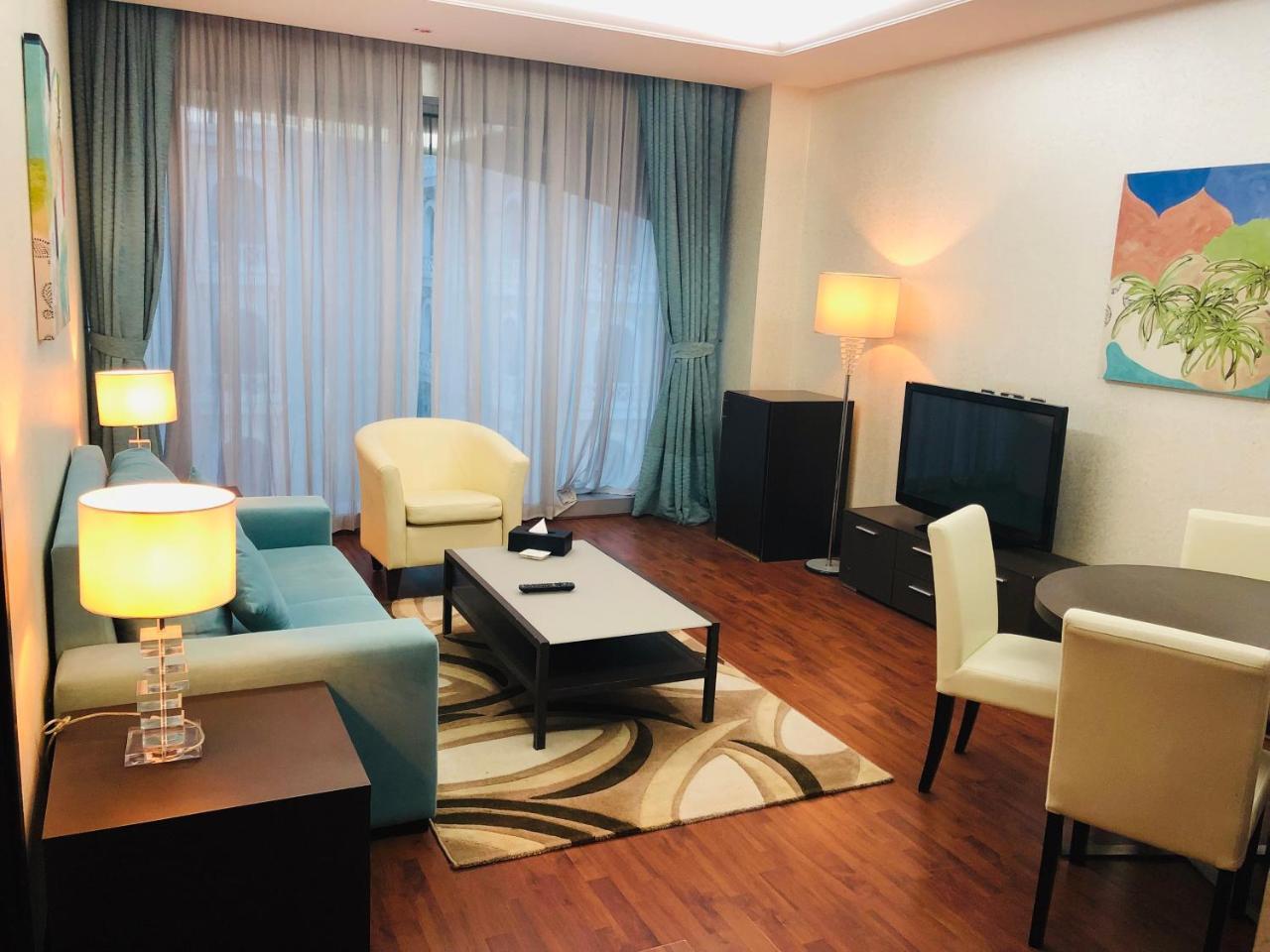 Gokulam Park Doha Hotel Exterior photo